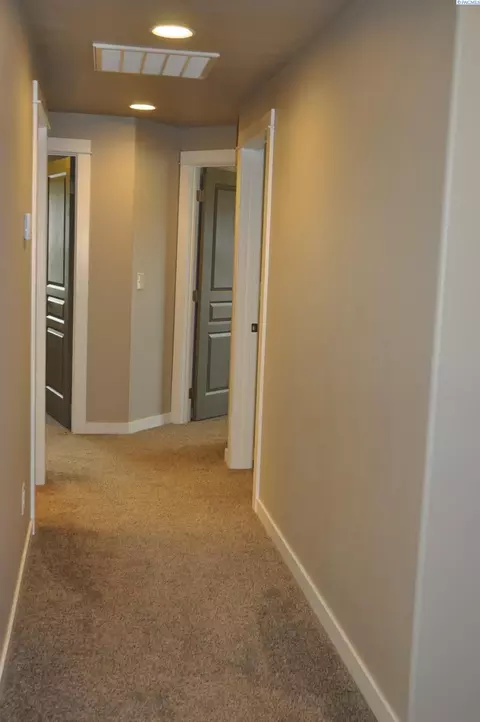 575 SW Wheat Ridge Dr, Pullman, WA 99163 photo 14