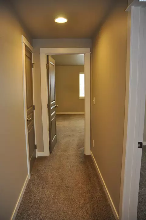 575 SW Wheat Ridge Dr, Pullman, WA 99163 photo 17