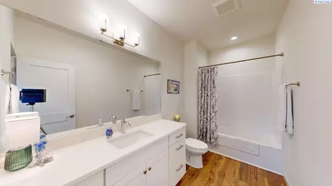 1250 NW Kamiak Ct, Pullman, WA 99163 photo 5
