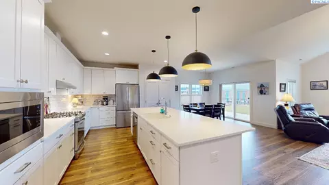 1250 NW Kamiak Ct, Pullman, WA 99163 photo 9