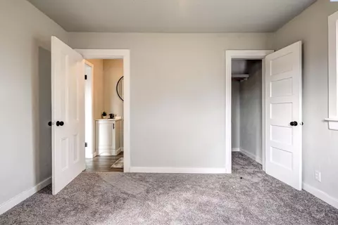 1216 S 3rd Ave, Pasco, WA 99301 photo 7
