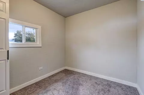 1216 S 3rd Ave, Pasco, WA 99301 photo 9
