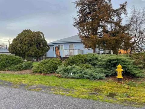 449 N 4th Ave, Connell, WA 99326 photo 1