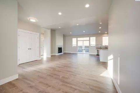 570 SW Wallowa St, Pullman, WA 99163 photo 5