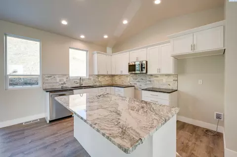 570 SW Wallowa St, Pullman, WA 99163 photo 9