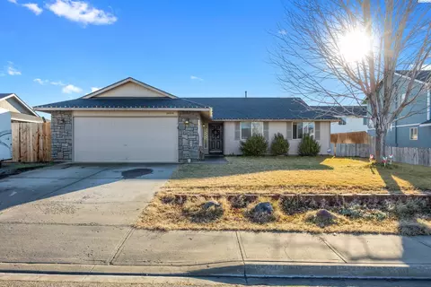 6604 Ebbets Dr, Pasco, WA 99301 photo 1