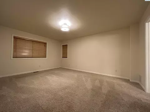 975 SW Crestview St, Pullman, WA 99163 photo 14