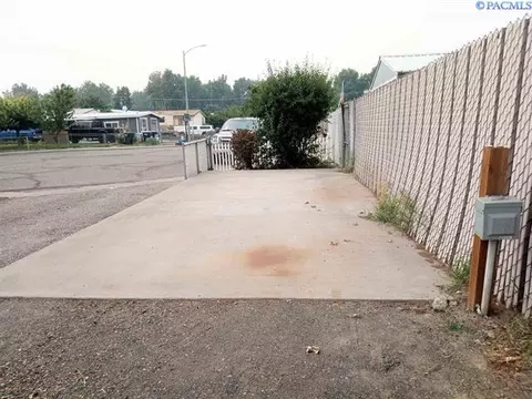 2700 Fleming, Pasco, WA 99301 photo 6