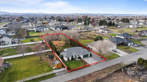 5220 W Agate St, Pasco, WA 99301 photo 1