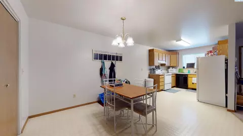 1557 NW Turner Dr, Pullman, WA 99163 photo 4