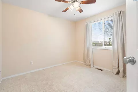 6112 Exeter Ln, Pasco, WA 99301 photo 27