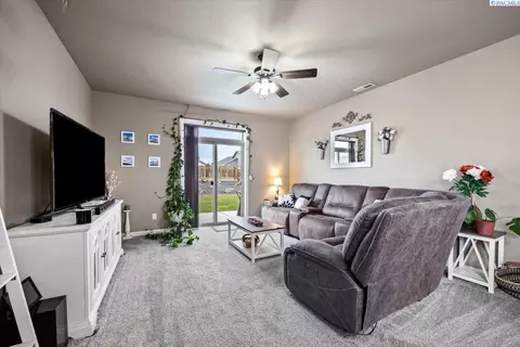 4215 Phoenix Ln, Pasco, WA 99301 photo 18