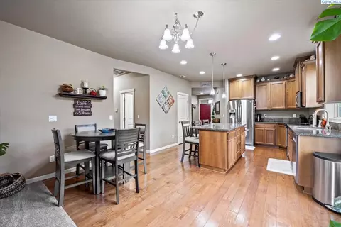 4215 Phoenix Ln, Pasco, WA 99301 photo 17