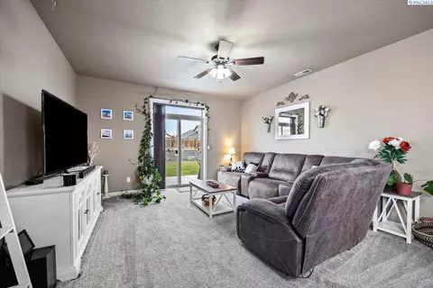 4215 Phoenix Ln, Pasco, WA 99301 photo 18