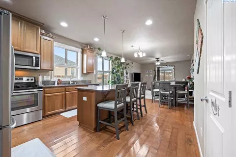 4215 Phoenix Ln, Pasco, WA 99301 photo 8