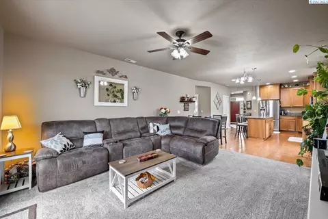 4215 Phoenix Ln, Pasco, WA 99301 photo 20