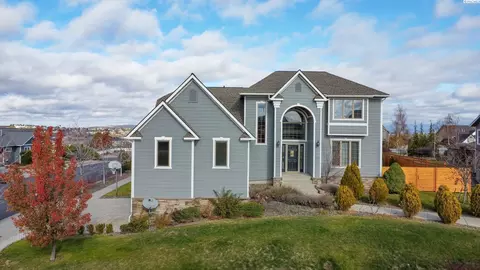 1130 SW Meyer Dr, Pullman, WA 99163 photo 1