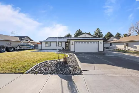 6708 Fenway Dr, Pasco, WA 99301 photo 2