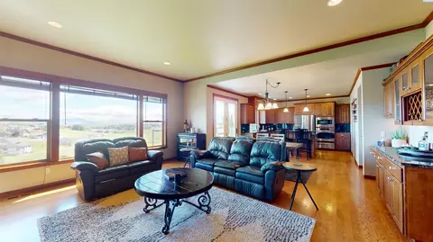 1880 SW Barclay Ridge Dr, Pullman, WA 99163 photo 3