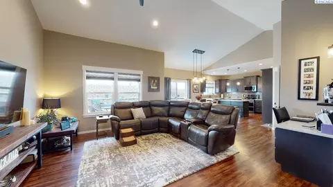 1230 SW Marcia Dr, Pullman, WA 99163 photo 5