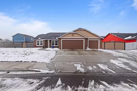 6004 Robert Wayne Dr, Pasco, WA 99301 photo 2
