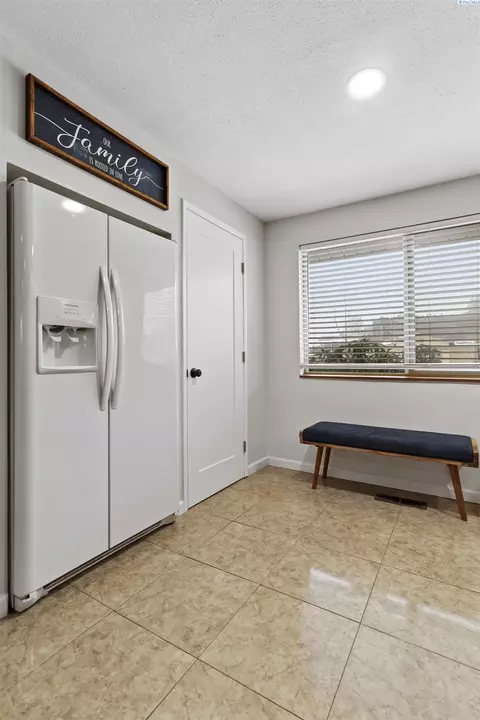 6204 W Melville Rd, Pasco, WA 99301 photo 10
