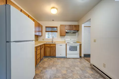 2005 NE Terreview #B-1, Pullman, WA 99163 photo 6