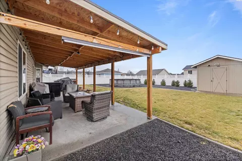 8018 Canyon Dr, Pasco, WA 99301 photo 21