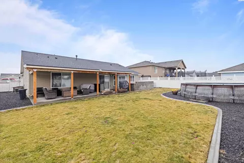 8018 Canyon Dr, Pasco, WA 99301 photo 23