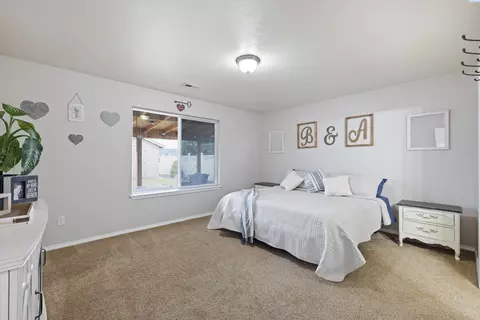8018 Canyon Dr, Pasco, WA 99301 photo 11