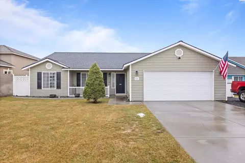 8018 Canyon Dr, Pasco, WA 99301 photo 1