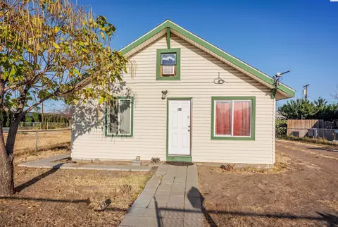 Exterior - 805 S 5th Ave, Pasco, WA 99301 photo 7 of 7