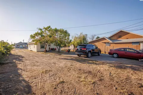 View/Area - 805 S 5th Ave, Pasco, WA 99301 photo 2 of 4