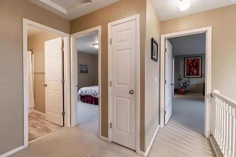 Entry Way - 1600 NW Canyon View Dr, Pullman, WA 99163 photo 2 of 3