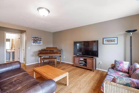 Living - 1600 NW Canyon View Dr, Pullman, WA 99163 photo 5 of 11