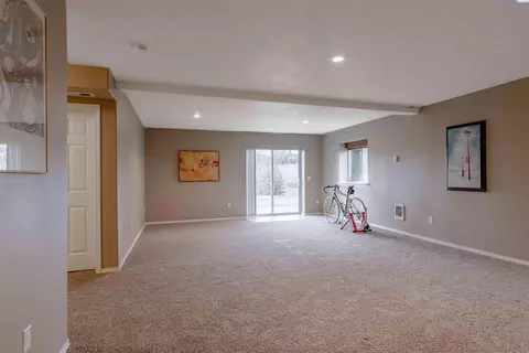 Living - 1600 NW Canyon View Dr, Pullman, WA 99163 photo 11 of 11