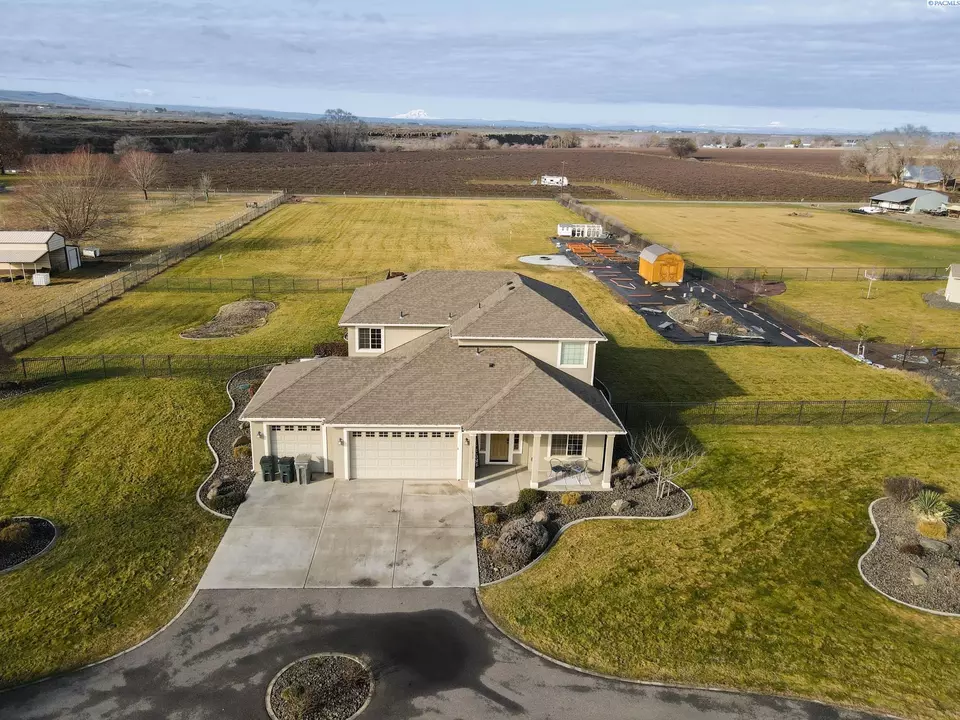 11812 Paige Ln, Prosser, WA 99350 Movoto