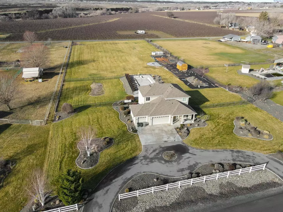 11812 Paige Ln, Prosser, WA 99350 Movoto