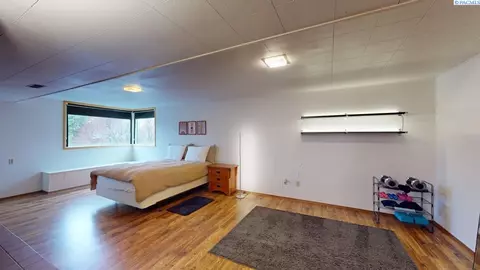 Bedroom - 310 SE Nebraska St, Pullman, WA 99163 photo 6 of 7