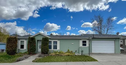 107 NW Glenhaven Dr, Pullman, WA 99163 photo 1