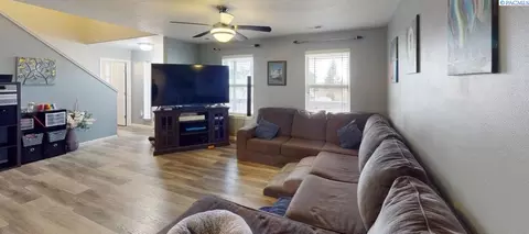 2310 NW Robert St, Pullman, WA 99163 photo 4