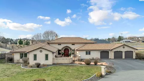 Exterior - 3012 Bosch Ct, Pasco, WA 99301 photo 2 of 7
