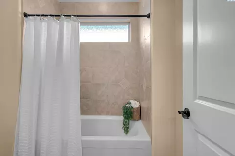 Bath - 3012 Bosch Ct, Pasco, WA 99301 photo 11 of 11
