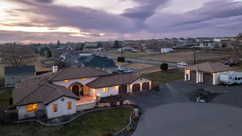 View/Area - 3012 Bosch Ct, Pasco, WA 99301 photo 1 of 1