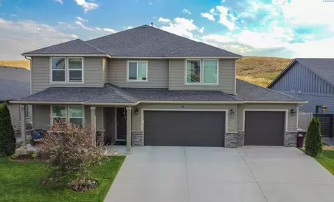 Exterior - 1815 SW Panorama, Pullman, WA 99163 photo 1 of 5