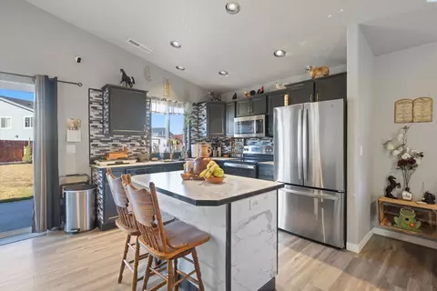 Kitchen - 502 Fallon Ct, Pasco, WA 99301 photo 3 of 3