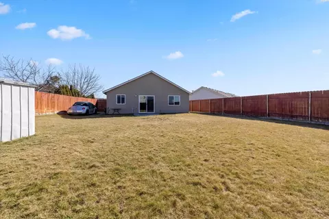 Exterior - 502 Fallon Ct, Pasco, WA 99301 photo 7 of 7