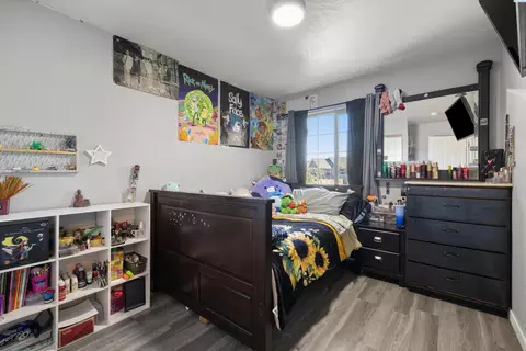 Bedroom - 502 Fallon Ct, Pasco, WA 99301 photo 2 of 5