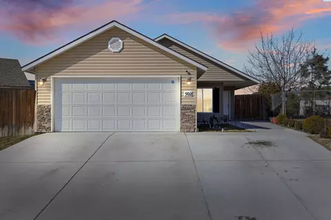 Exterior - 502 Fallon Ct, Pasco, WA 99301 photo 1 of 7