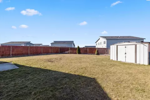 Exterior - 502 Fallon Ct, Pasco, WA 99301 photo 6 of 7